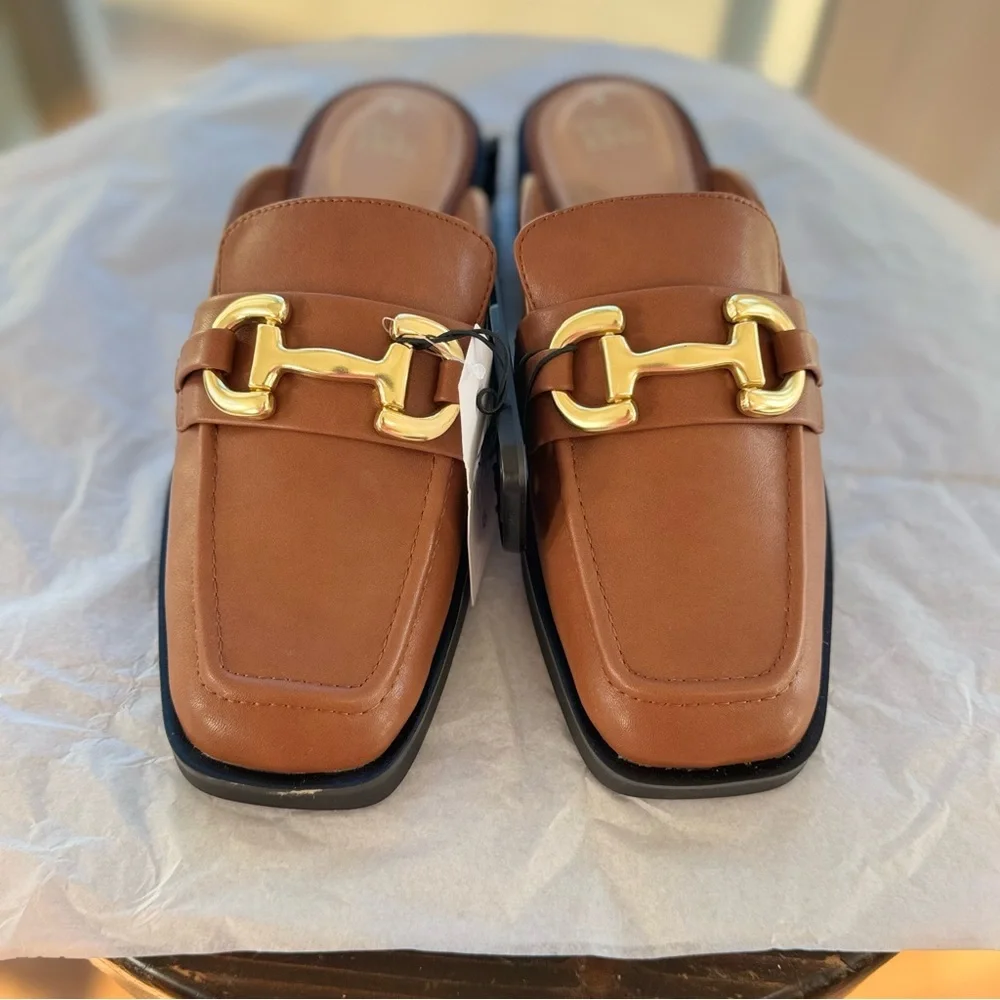 Time & Tru Women's Brown Loafer Mules Size 8 Memory Foam Slip On Gold Hardware - Picture 2 of 14